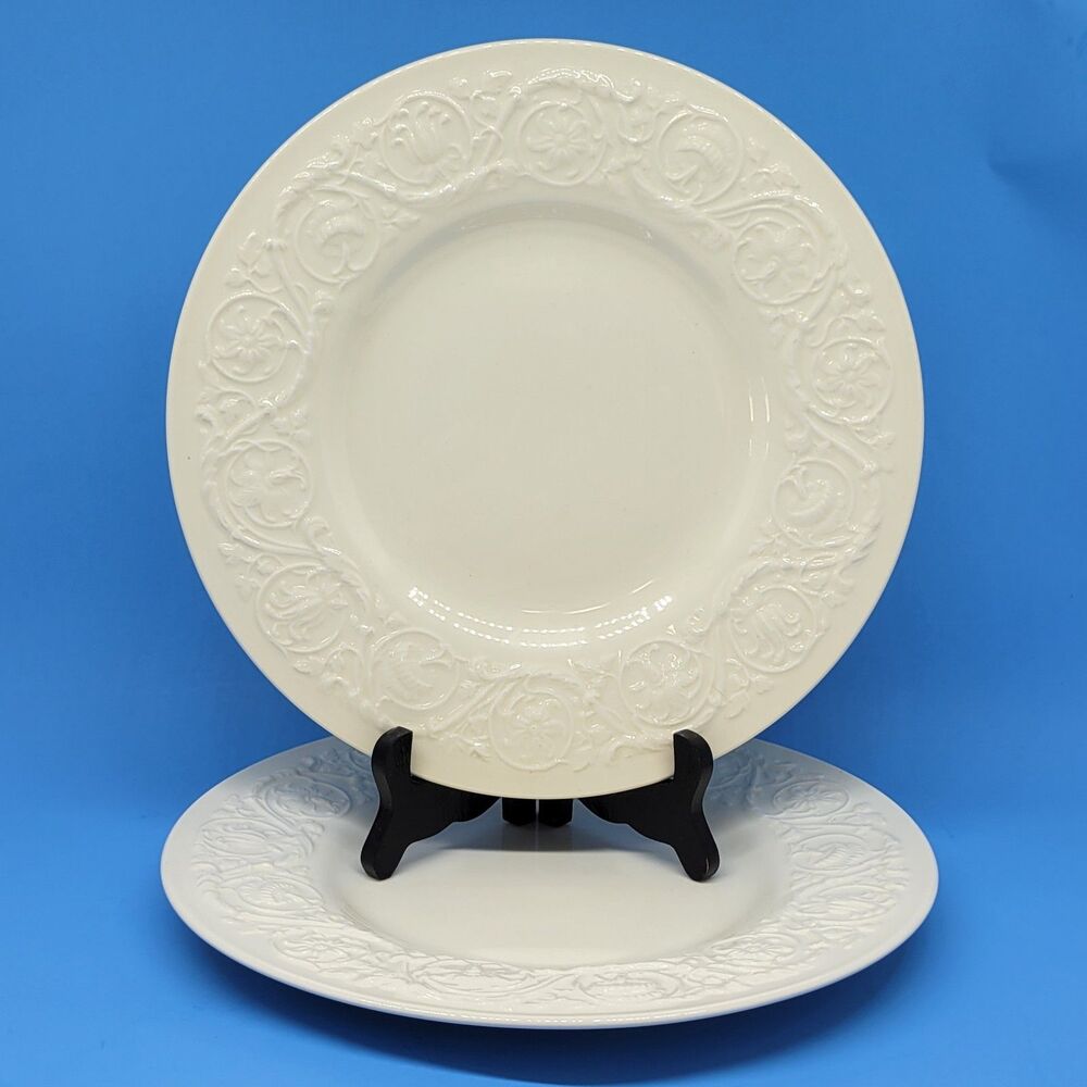 Wedgwood Barlaston Etruria PATRICIAN 10.5" Dinner Plates Ivory Embossed Set of 2